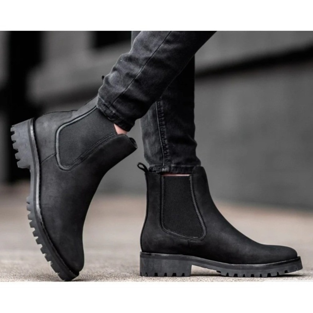 Thursday Boot Company Chelsea Boots Black Suede Lug Sole Women's Size 7.5